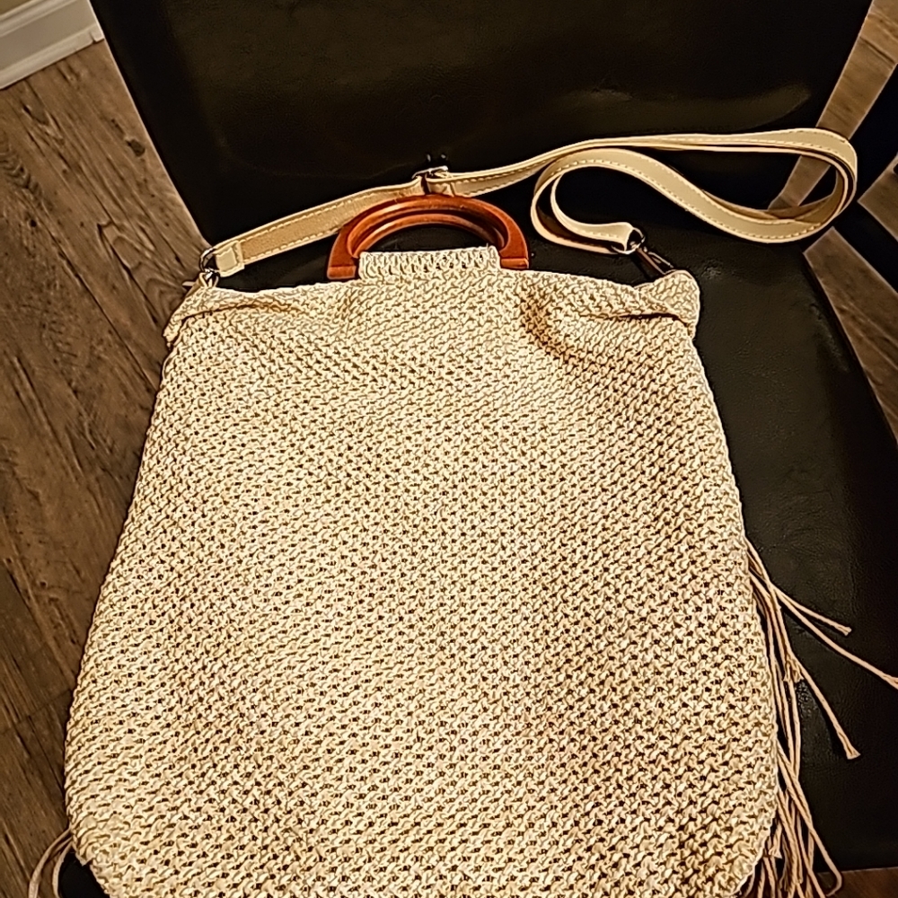 Handbag - Picture 2 of 4